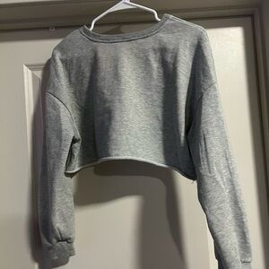 SHEIN Long sleeve grey crew neck crop